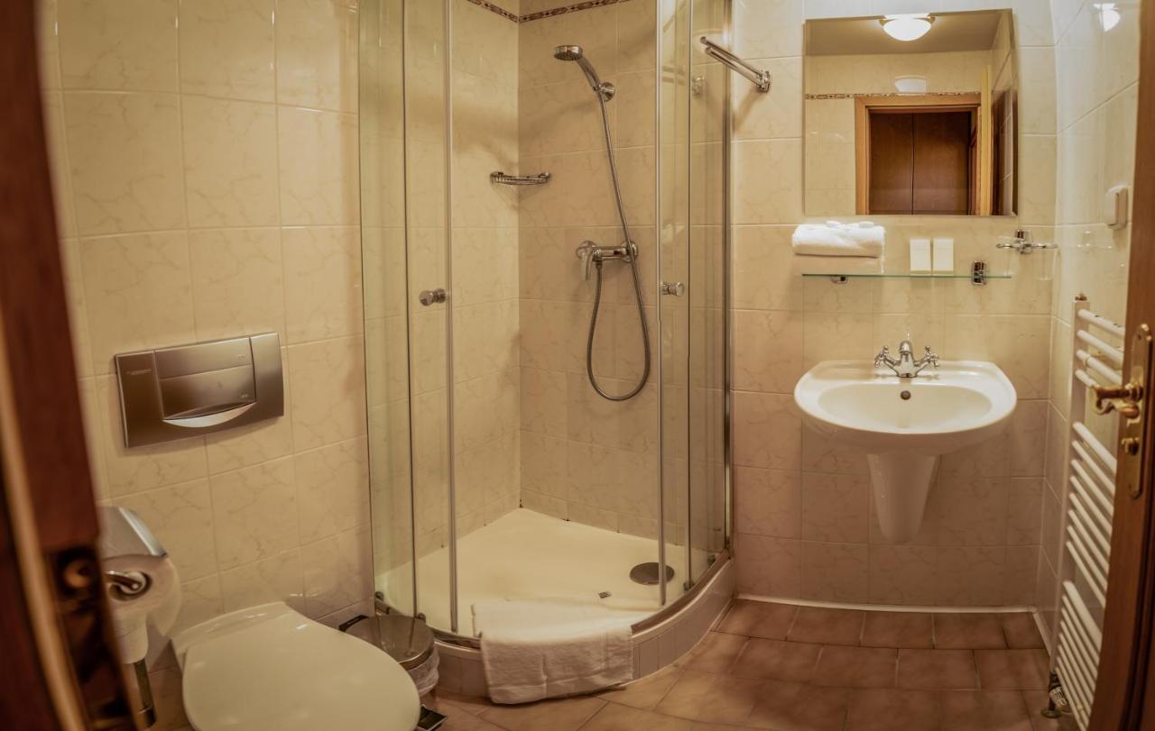 Hotel Brixen Havlickuv Brod Luaran gambar