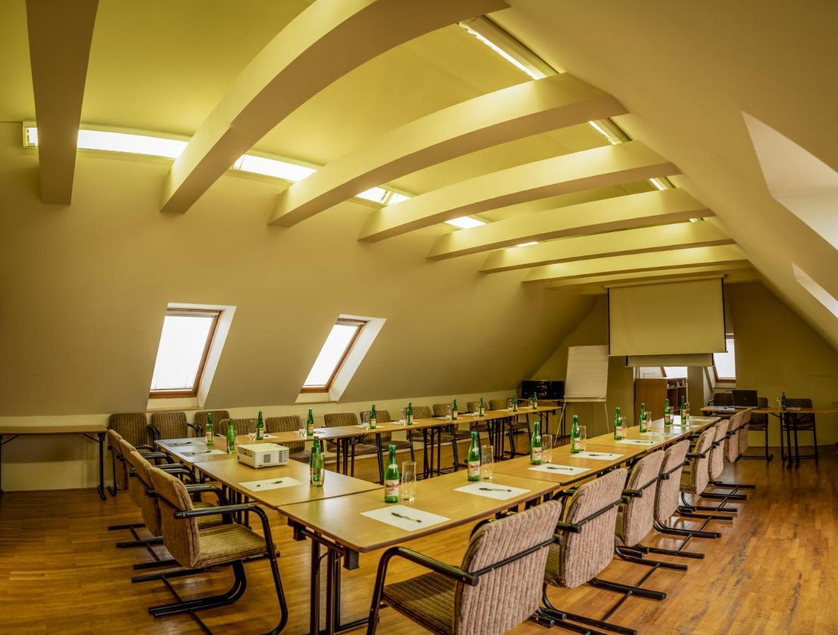 Hotel Brixen Havlickuv Brod Luaran gambar
