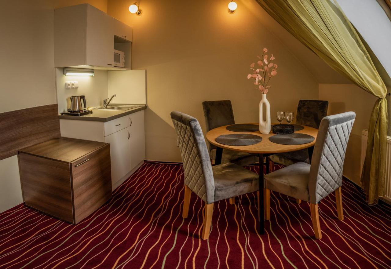 Hotel Brixen Havlickuv Brod Luaran gambar