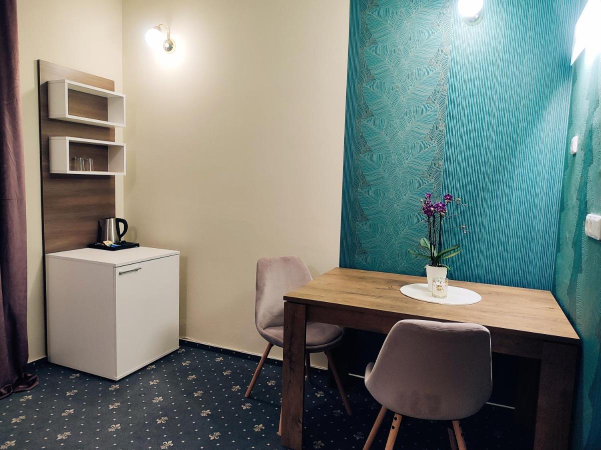 Hotel Brixen Havlickuv Brod Luaran gambar