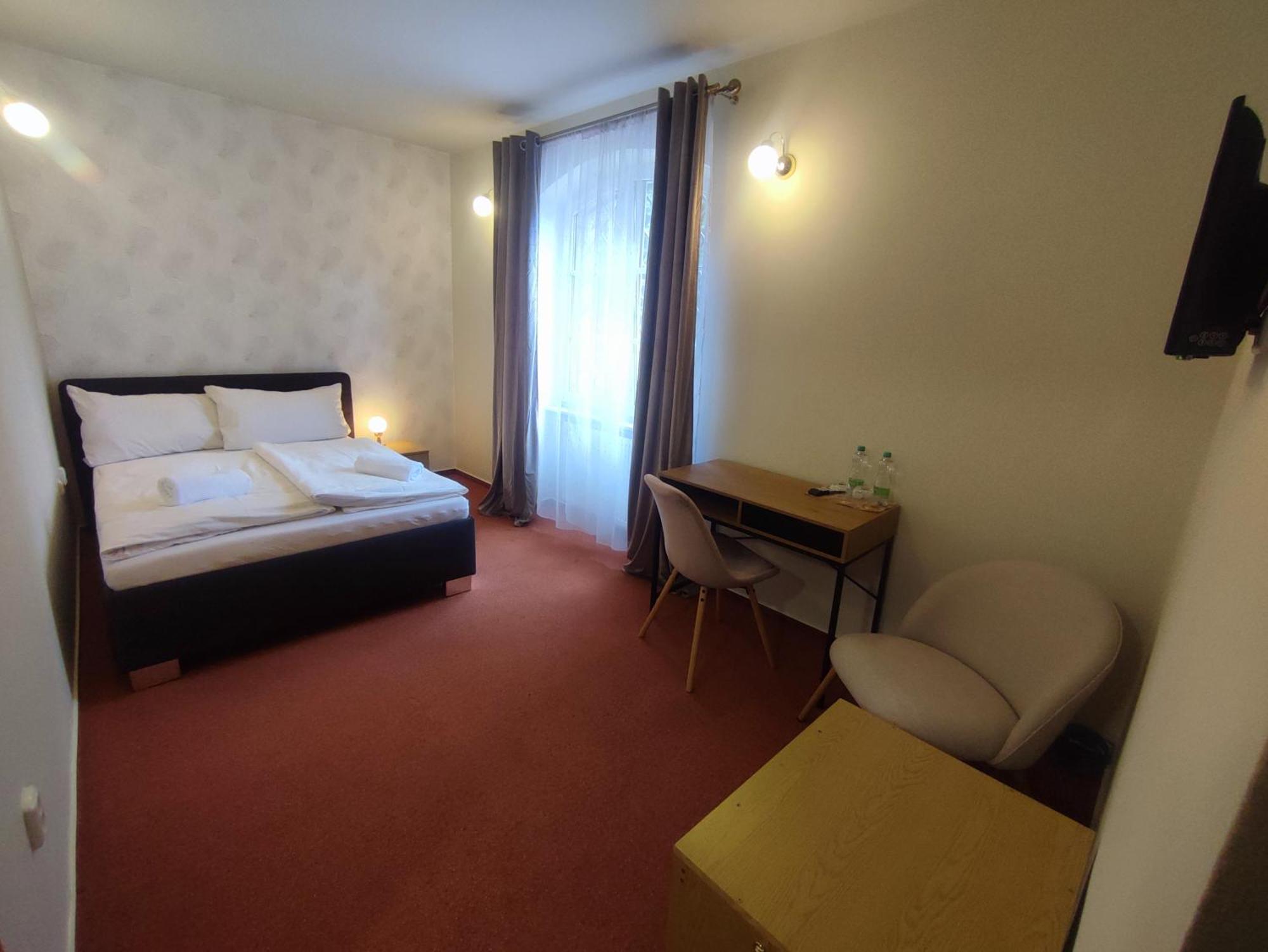 Hotel Brixen Havlickuv Brod Luaran gambar