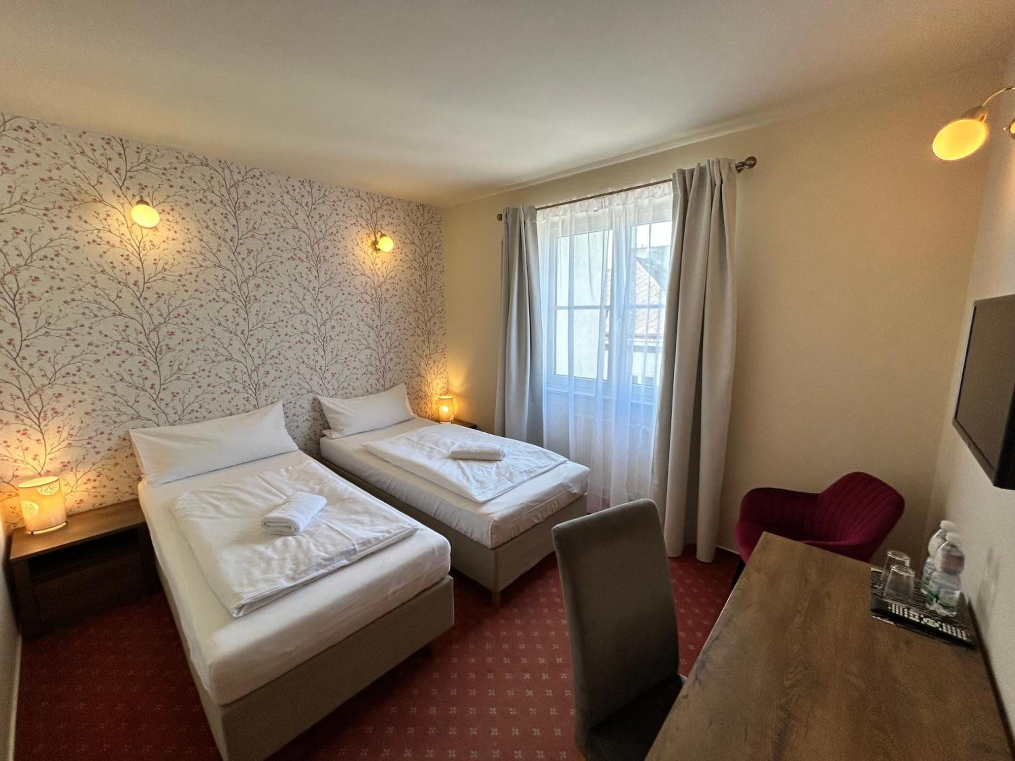 Hotel Brixen Havlickuv Brod Luaran gambar